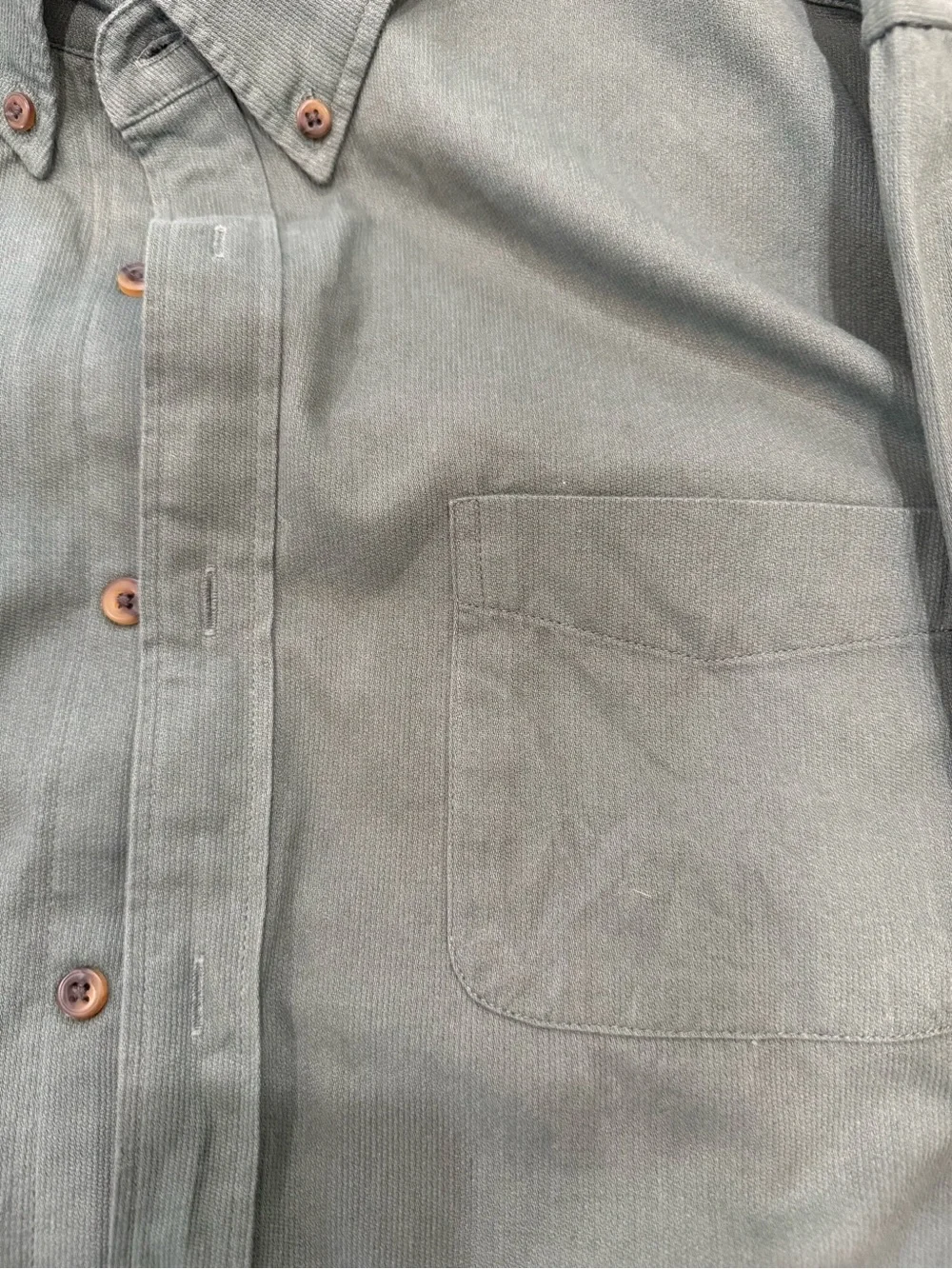 J. Crew Large - Classic Button-Down Corduroy Shirt in Forest Green